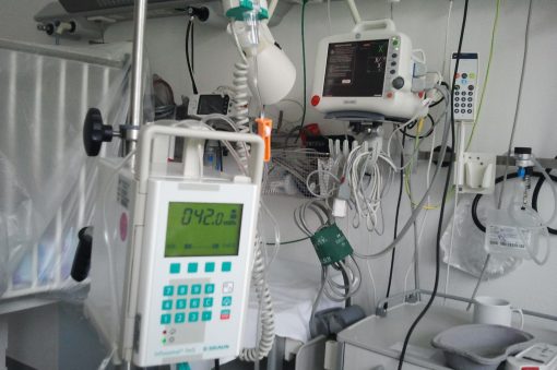 hospital-894494_1920